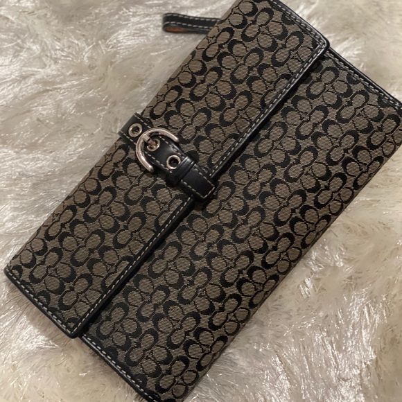 Small Coach bags + wallet bundle - Picture 4 of 4